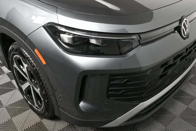 2025 Volkswagen Tiguan SE photo 33