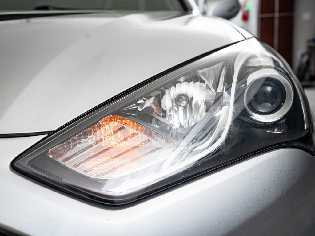 2013 Hyundai Genesis Coupe 3.8 Track photo 14