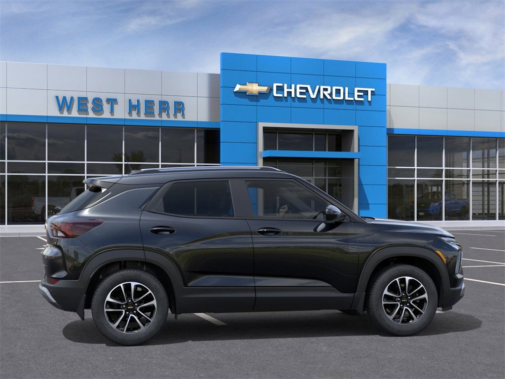 2026 Chevrolet Trailblazer LT photo 4