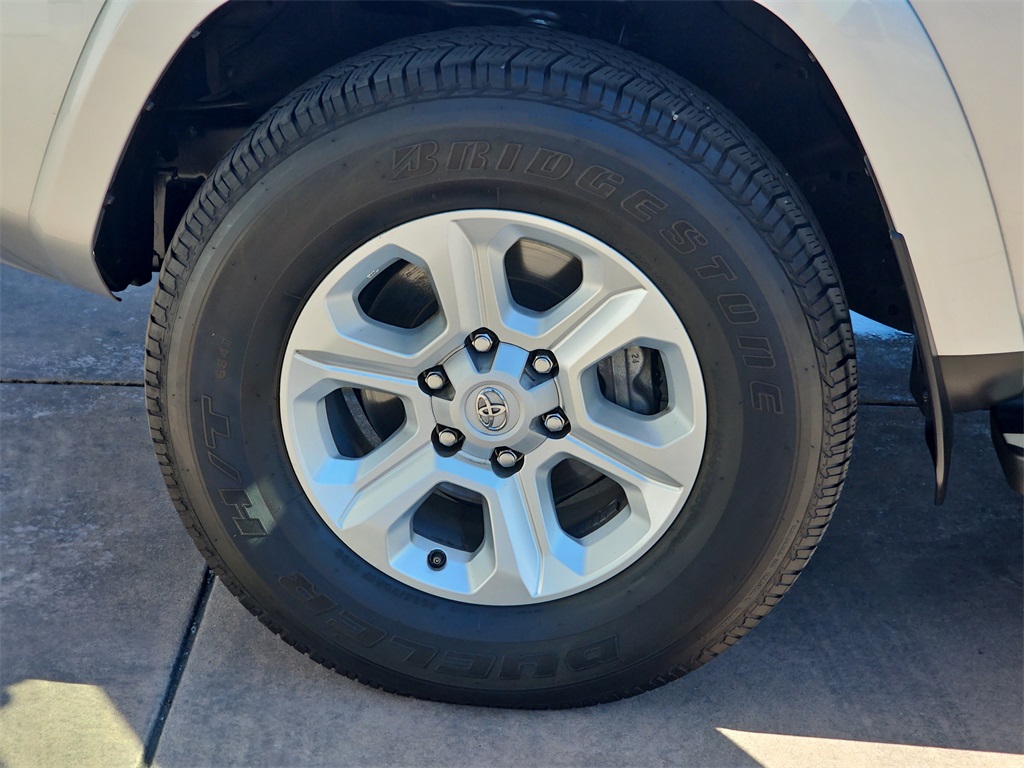 2024 Toyota 4Runner SR5 Premium photo 35