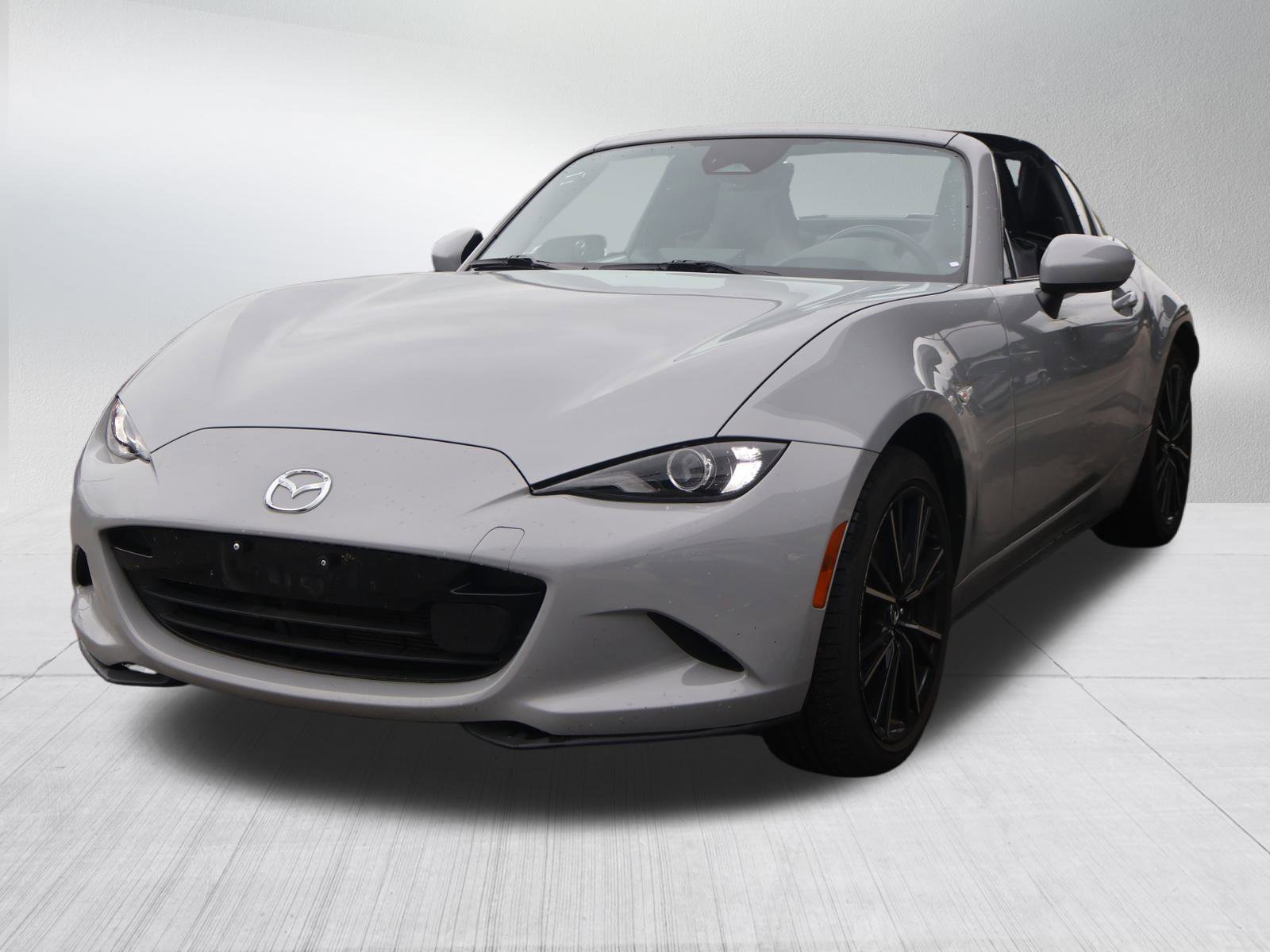 2024 Mazda MX-5 Miata Miata RF Grand Touring photo 3