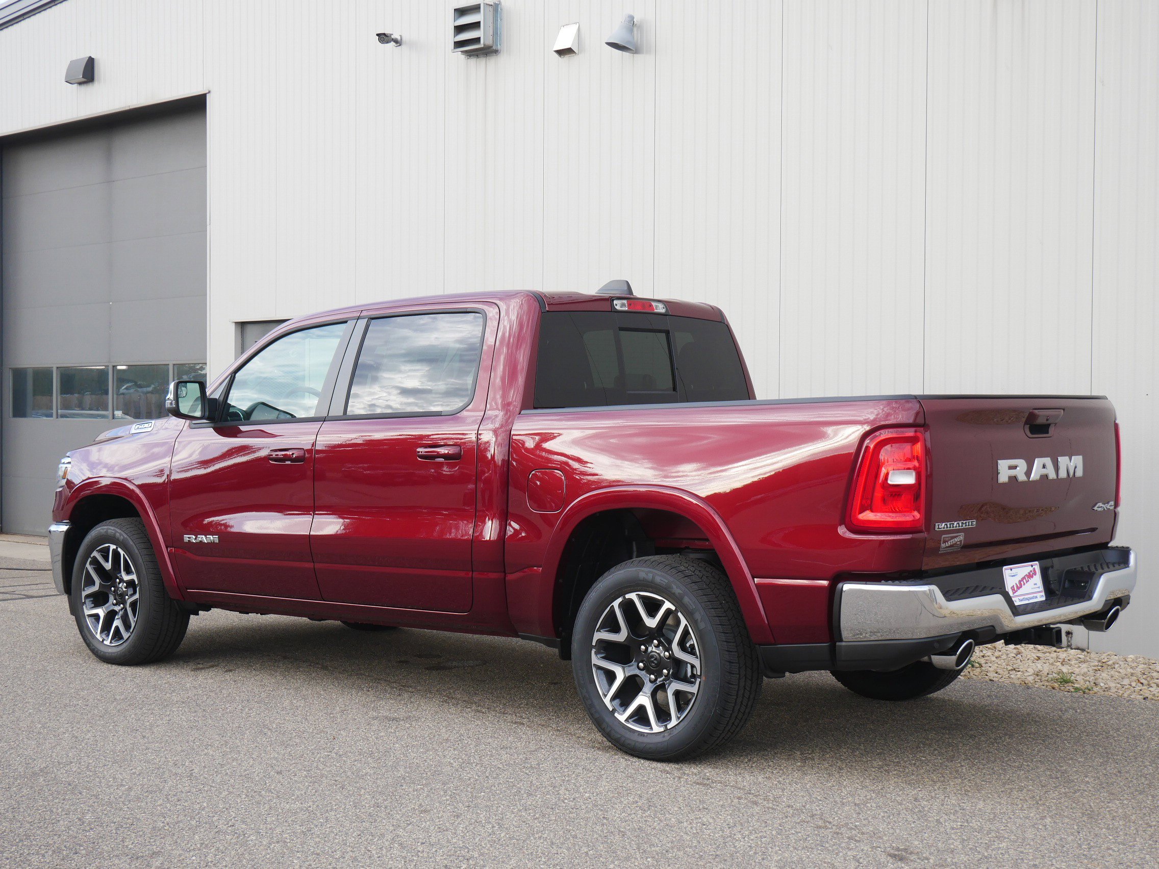 2026 Ram 1500 Laramie photo 3