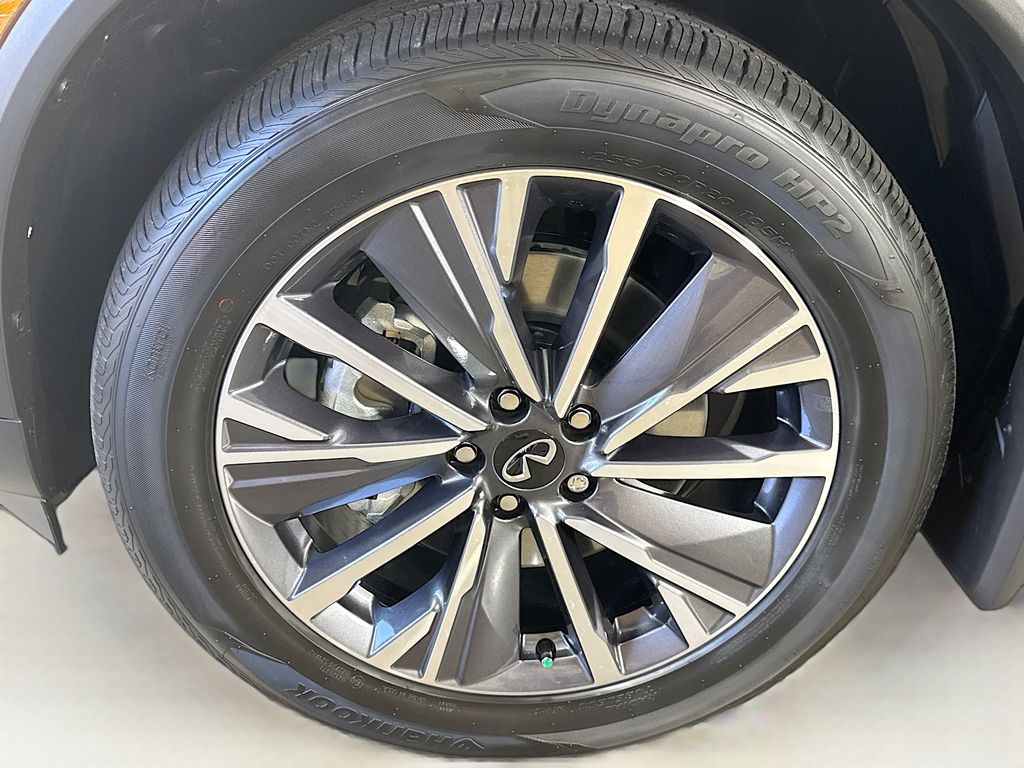 2026 Infiniti QX60 Luxe photo 36