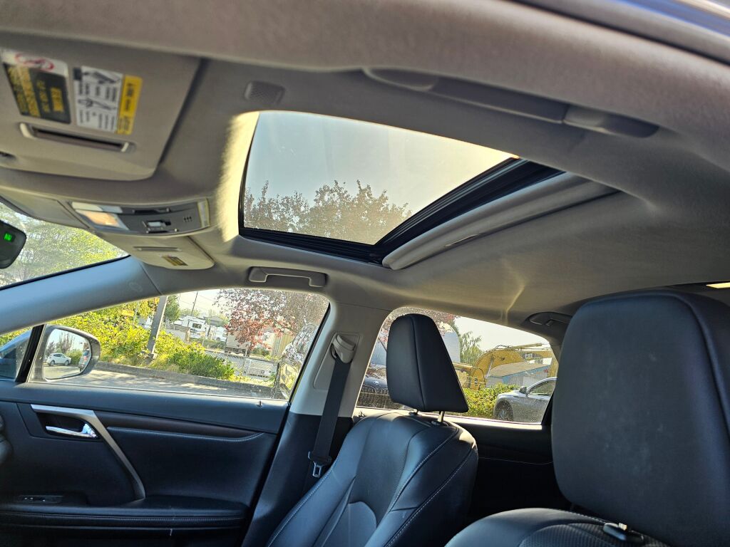 2020 Lexus RX 450h Premium photo 27