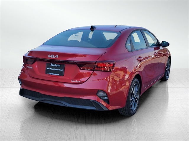 2024 Kia Forte LXS photo 3