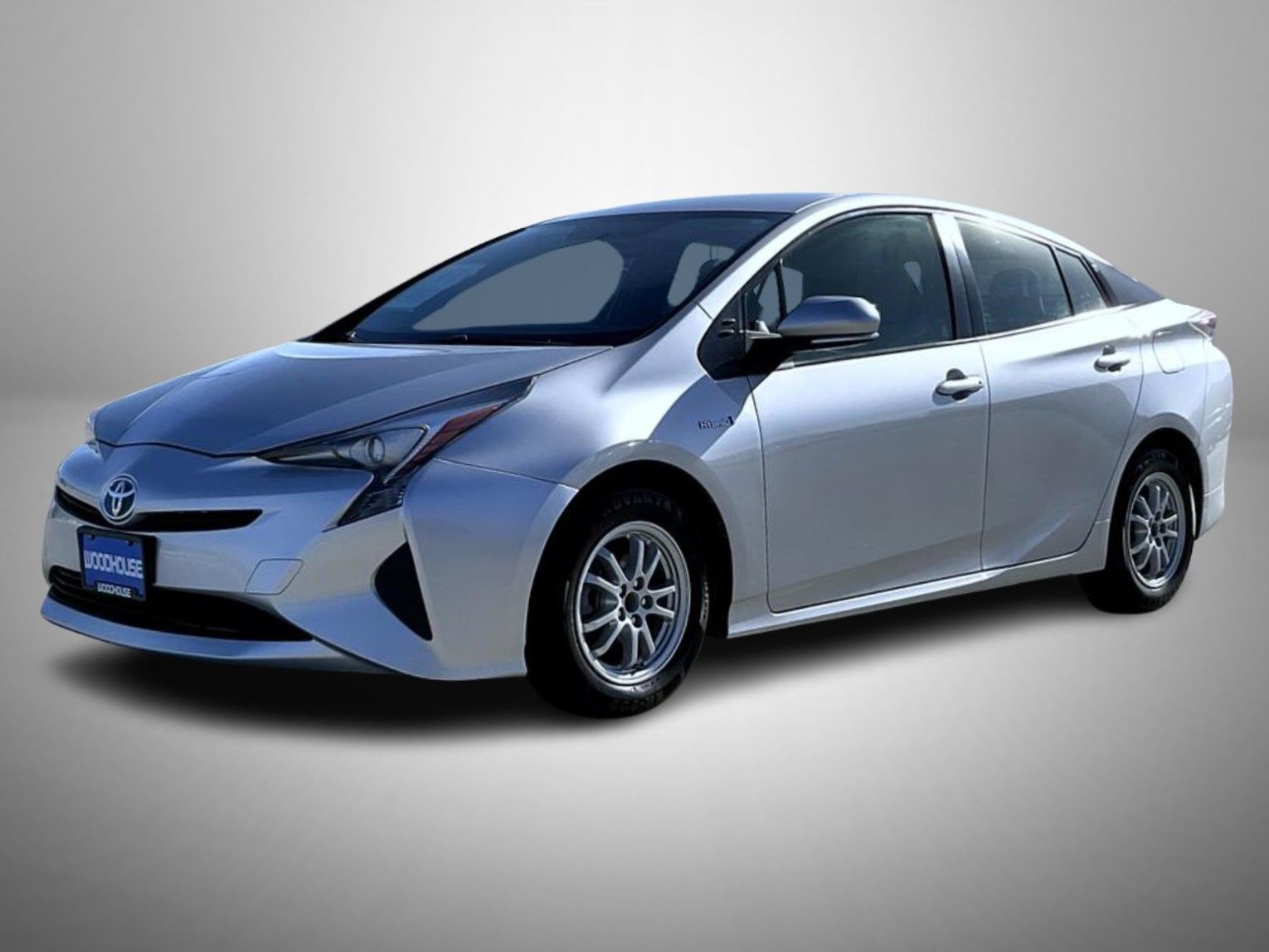 2016 Toyota Prius Two's photo