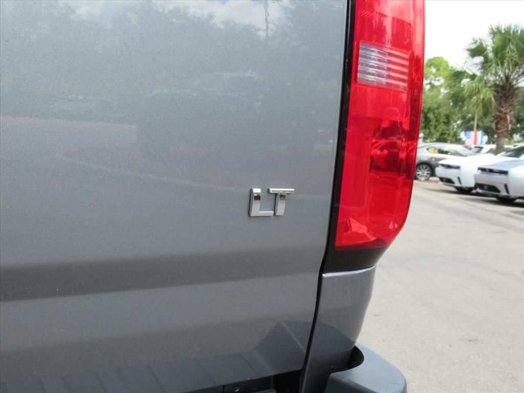 2020 Chevrolet Colorado LT photo 7