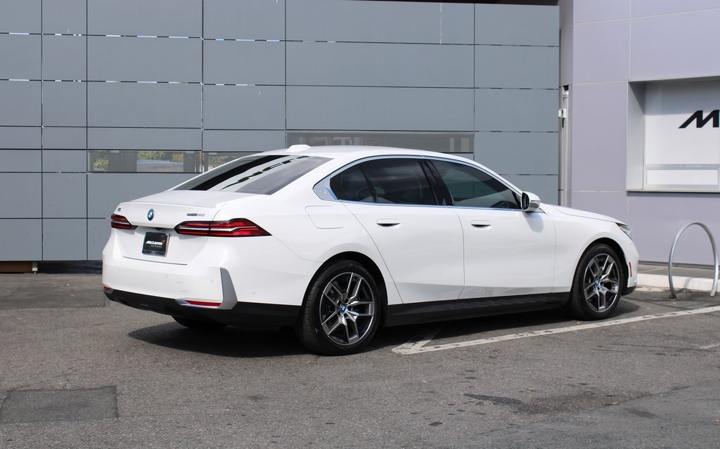 2024 Bmw i5 eDrive40 photo 2