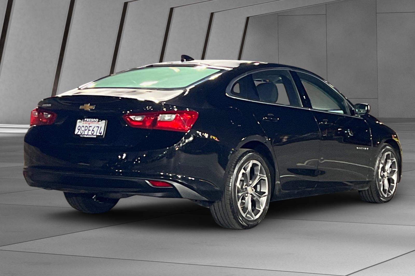 2023 Chevrolet Malibu 1LT photo 4