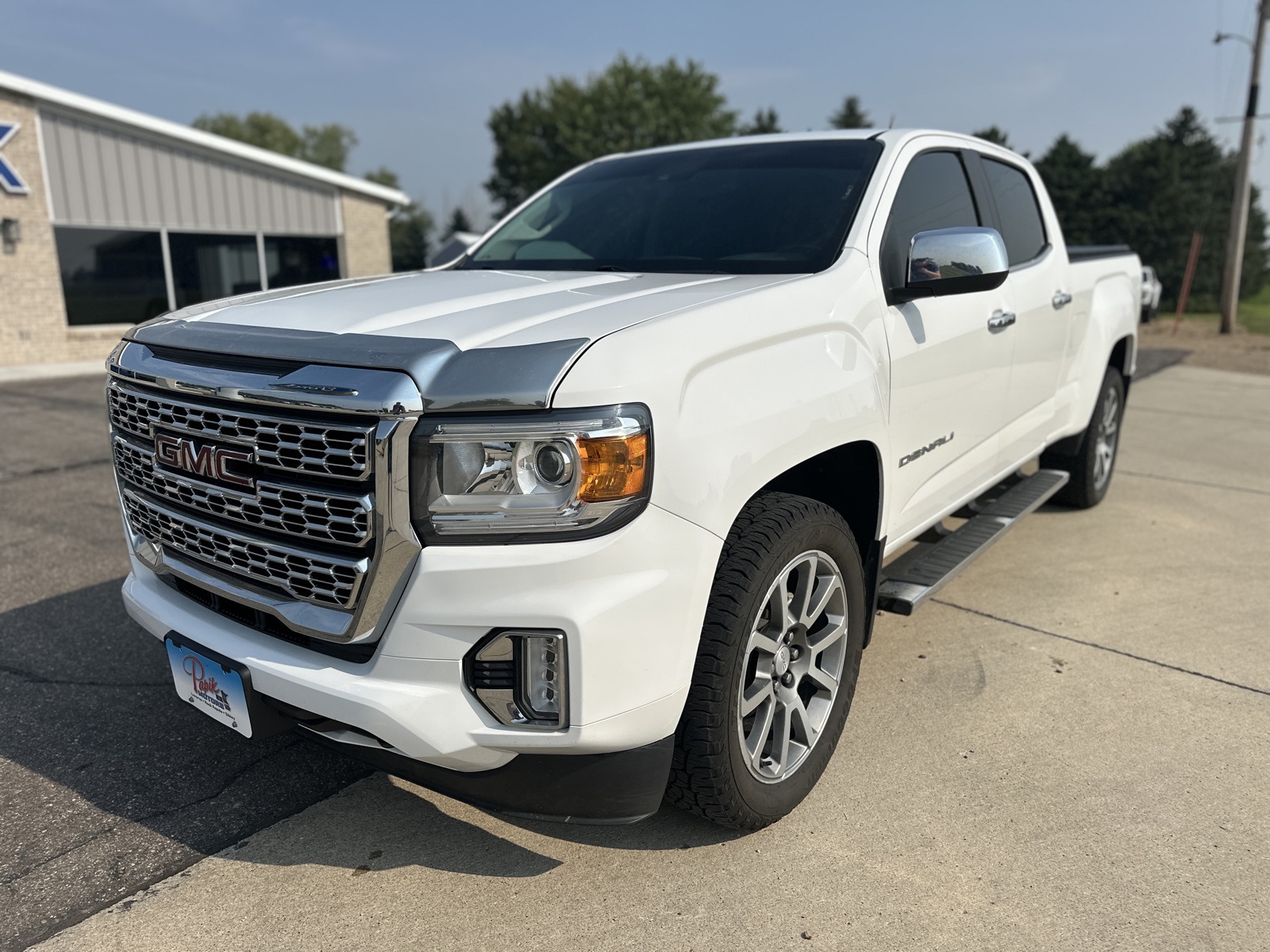 Used 2021 GMC Canyon Denali with VIN 1GTG6EEN1M1100476 for sale in Luverne, Minnesota