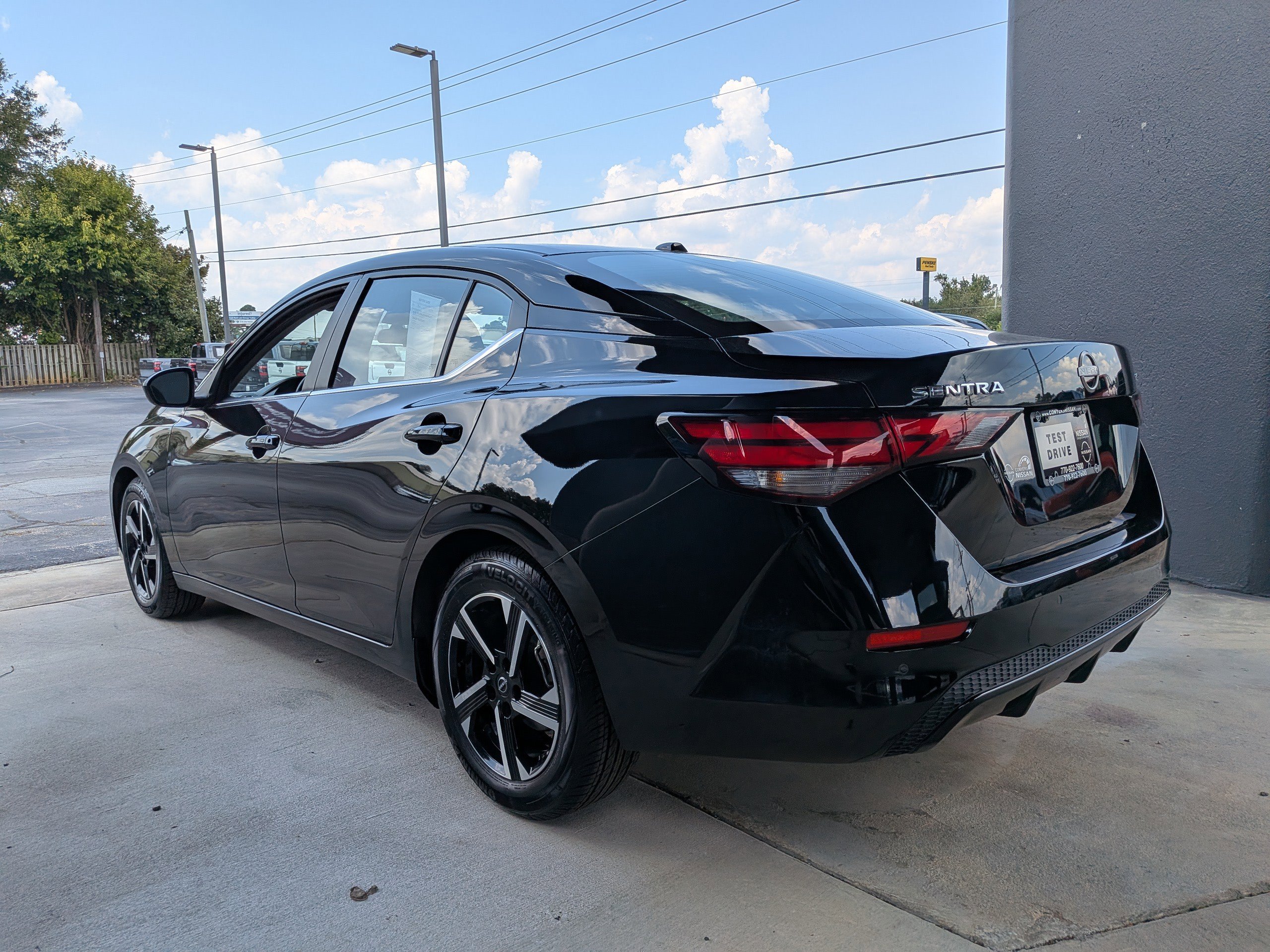 2024 Nissan Sentra SV photo 4