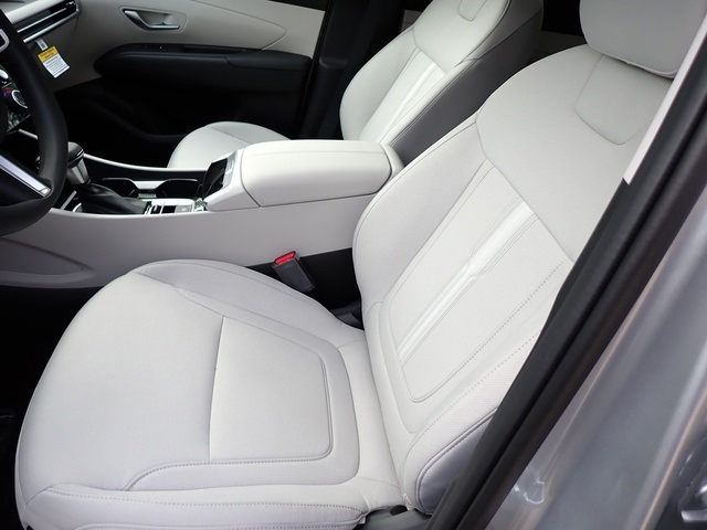 2025 Hyundai Tucson SEL photo 10