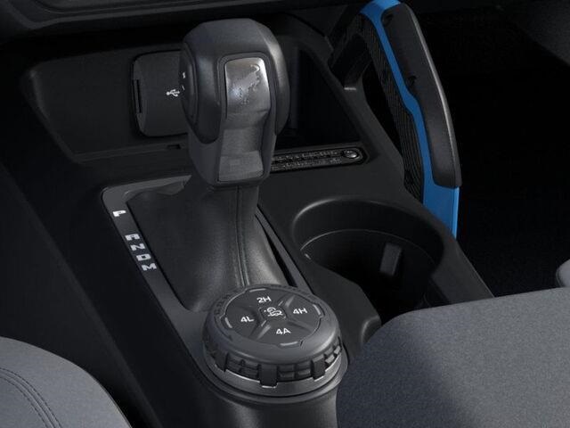 2024 Ford Bronco Black Diamond photo 16
