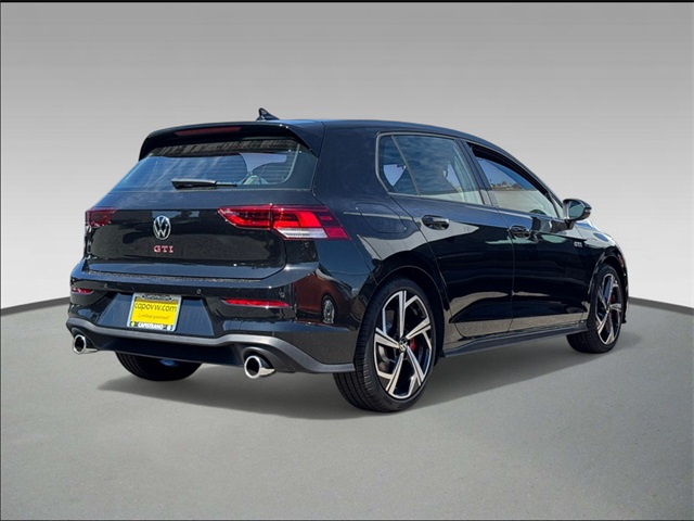 2025 Volkswagen Golf GTI SE photo 4
