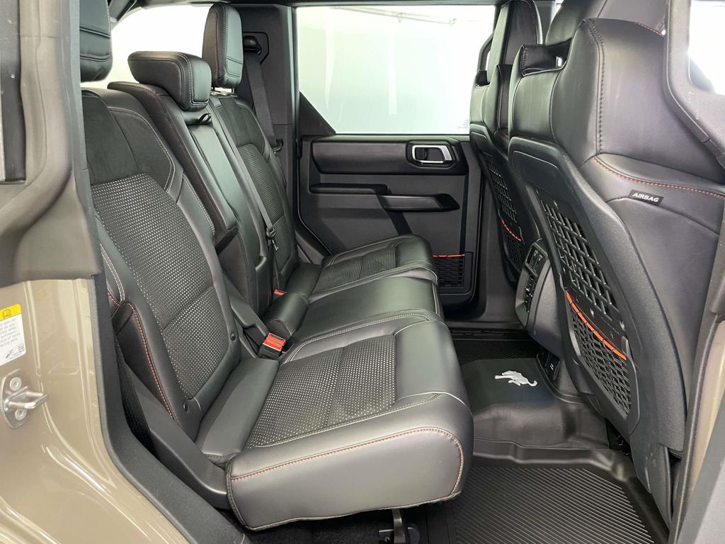 2025 Ford Bronco Raptor photo 16