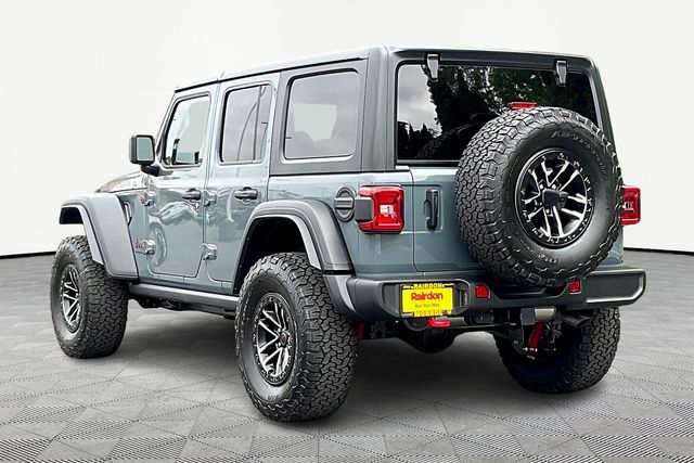 2025 Jeep Wrangler Rubicon photo 3