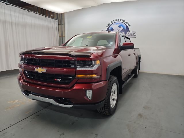 2017 Chevrolet Silverado 1500 LT photo 9