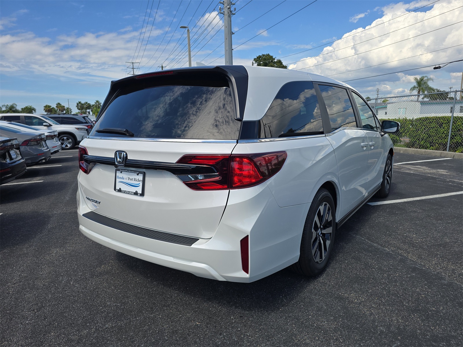 2026 Honda Odyssey EX-L photo 3