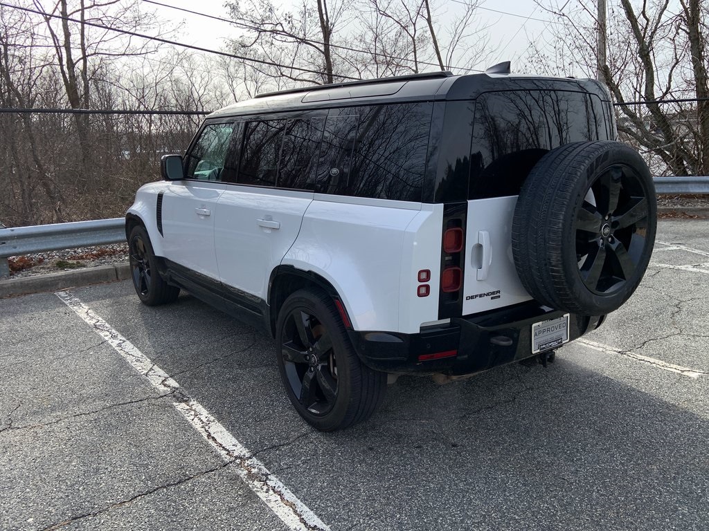 2023 Land Rover Defender 110 X-Dynamic SE photo 6