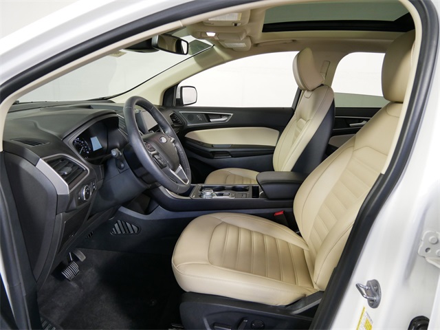 2023 Ford Edge SEL photo 14