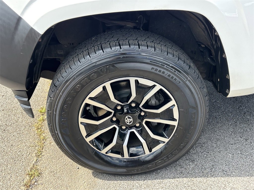 2018 Toyota Tacoma SR photo 10