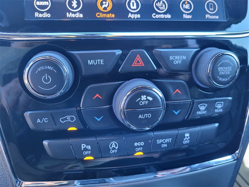 2019 Jeep Grand Cherokee Limited photo 25