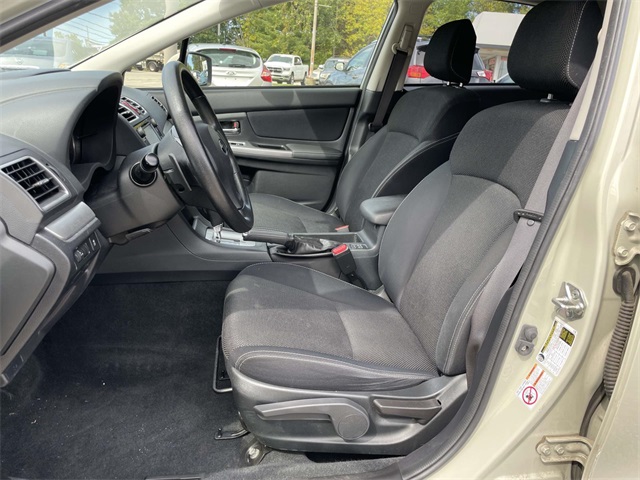 2015 Subaru Crosstrek 2.0i Premium photo 9