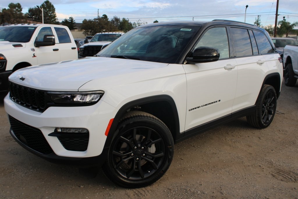 2025 Jeep Grand Cherokee Limited's photo