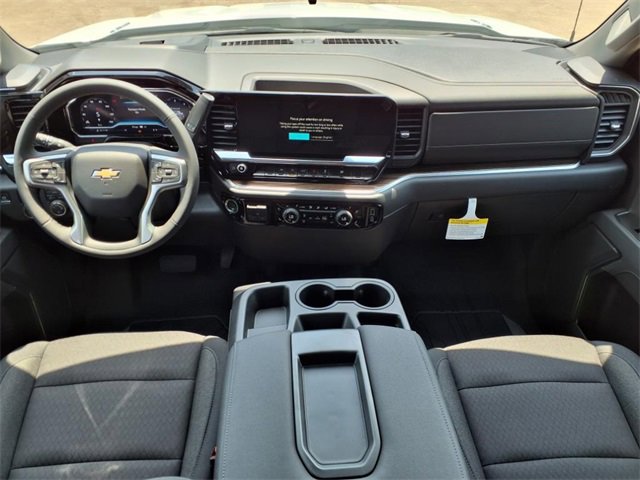 2025 Chevrolet Silverado 1500 LT photo 3