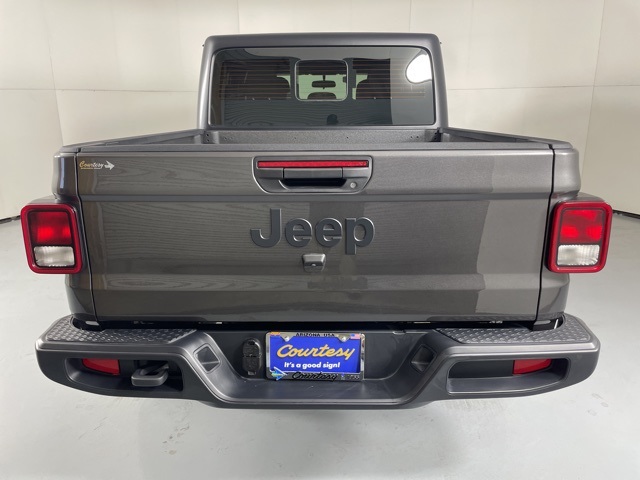 2024 Jeep Gladiator Sport photo 7