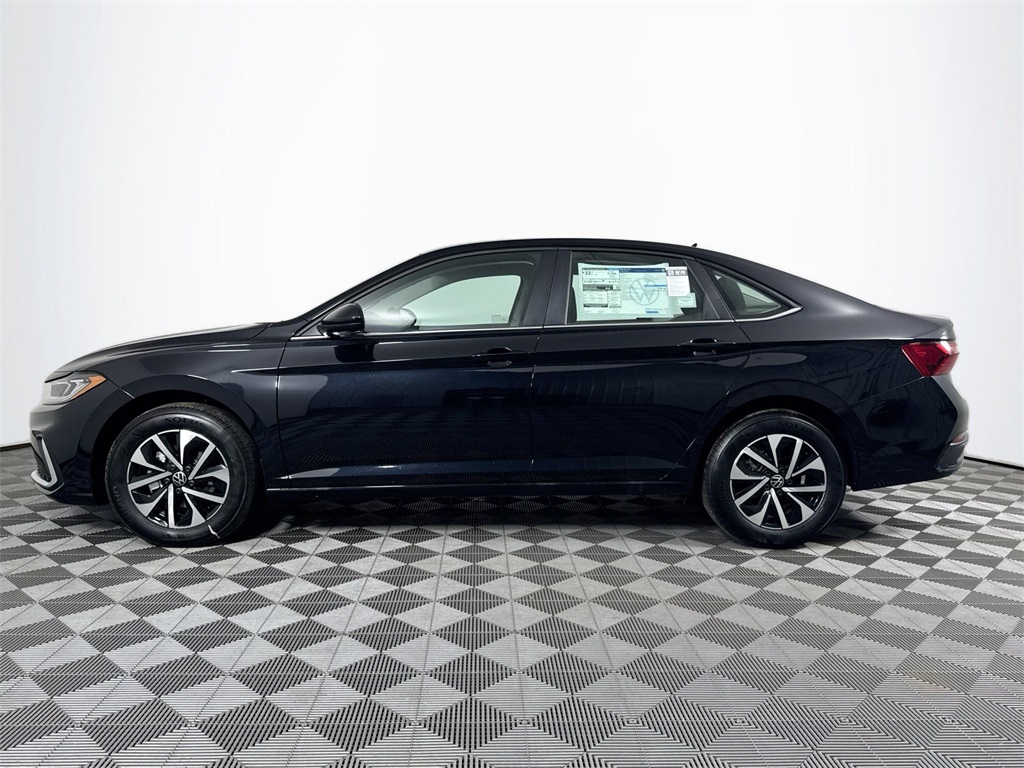 2025 Volkswagen Jetta 1.5T S photo 2