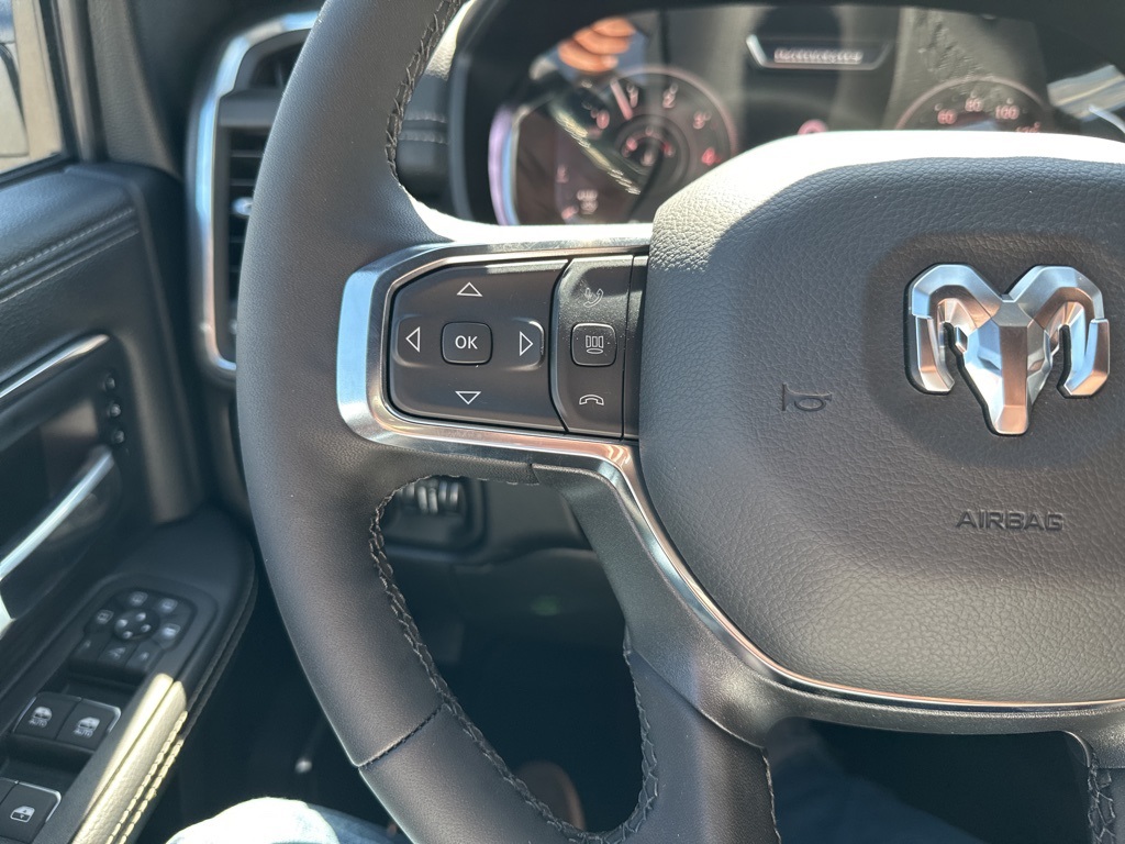 2025 Ram 2500 Laramie photo 17
