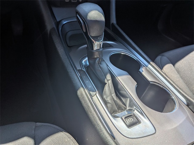 2022 Chevrolet Malibu 1LT photo 16