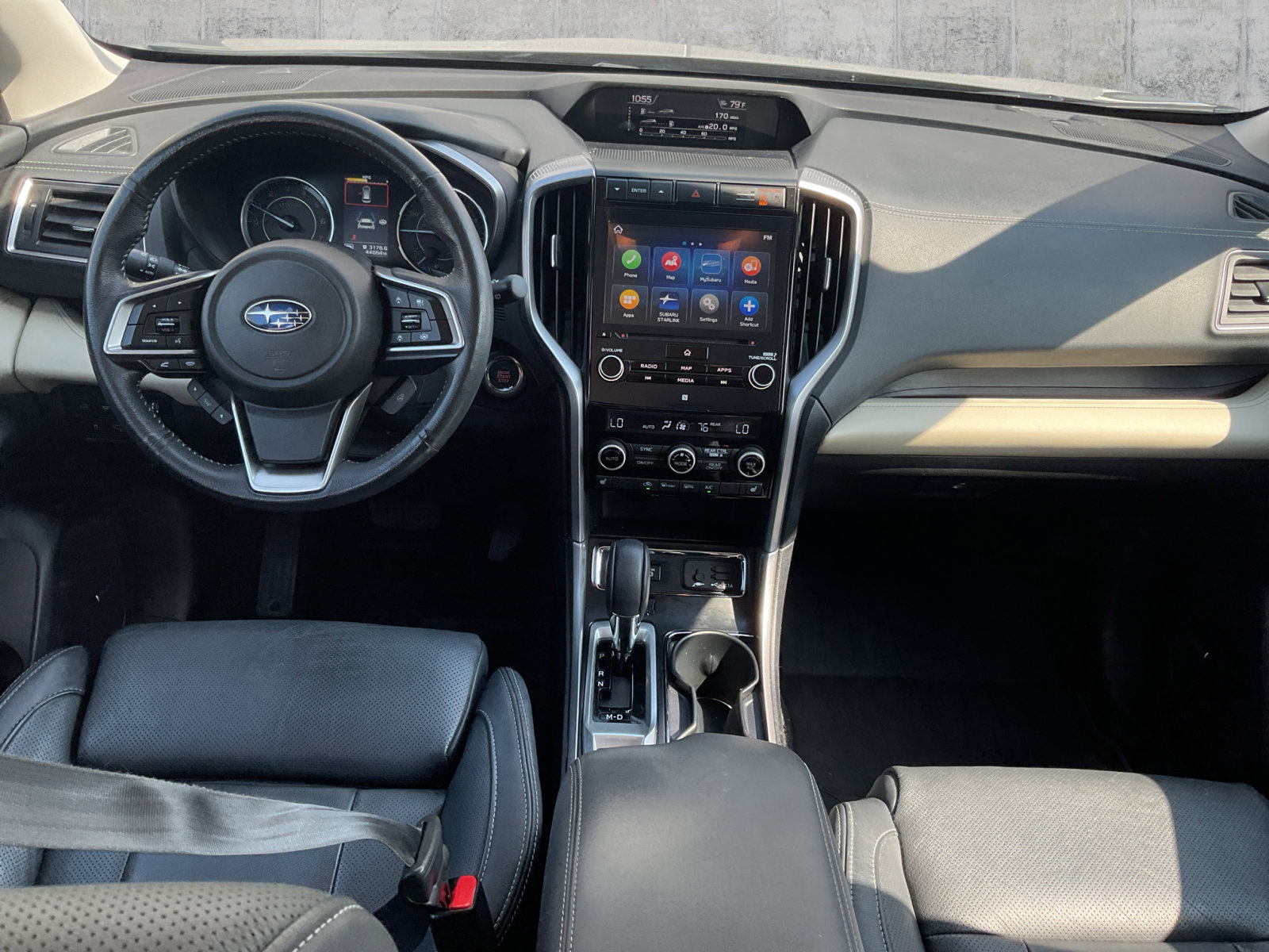 2022 Subaru Ascent Limited photo 2