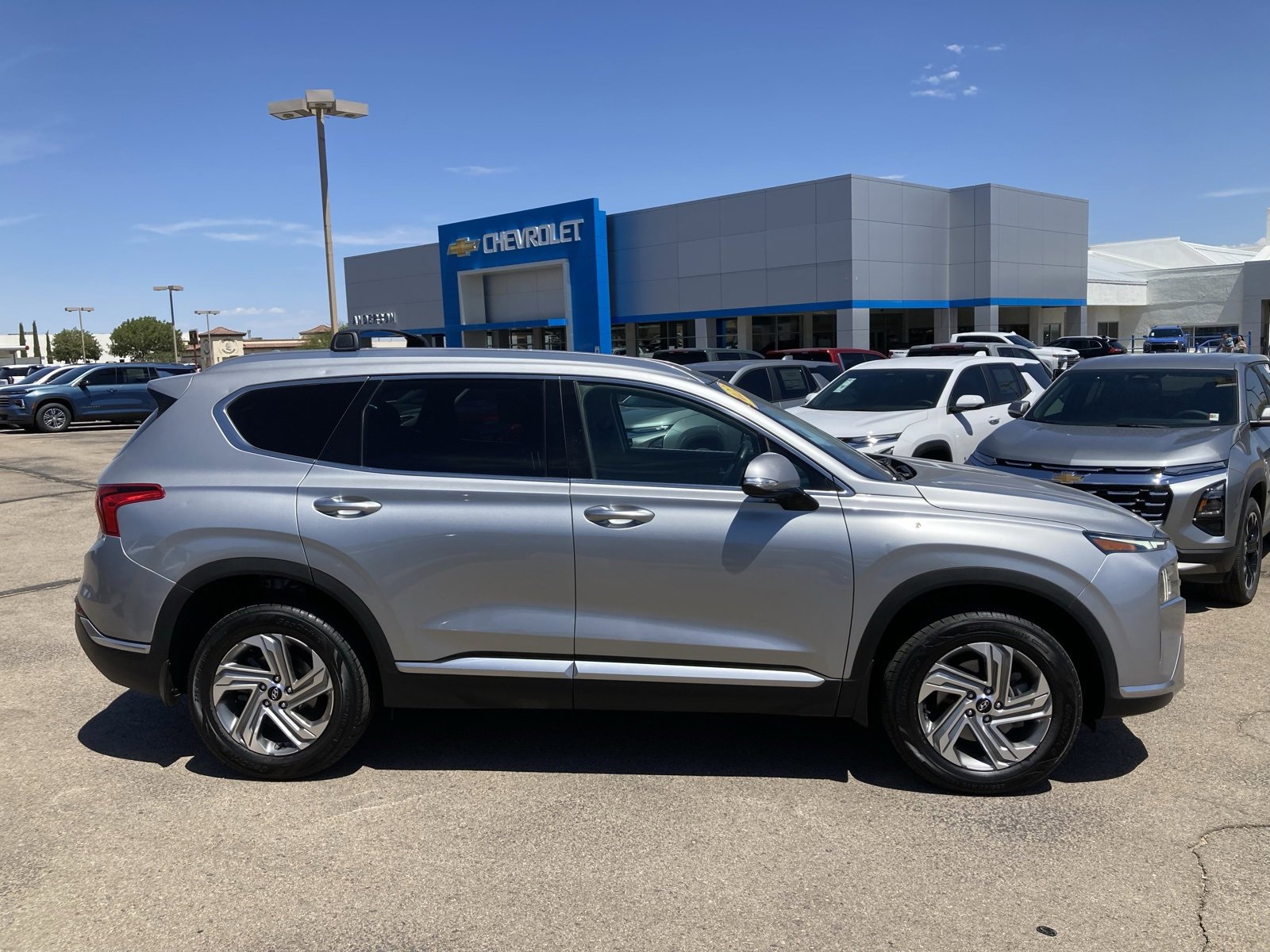 2022 Hyundai Santa Fe SEL Premium photo 4