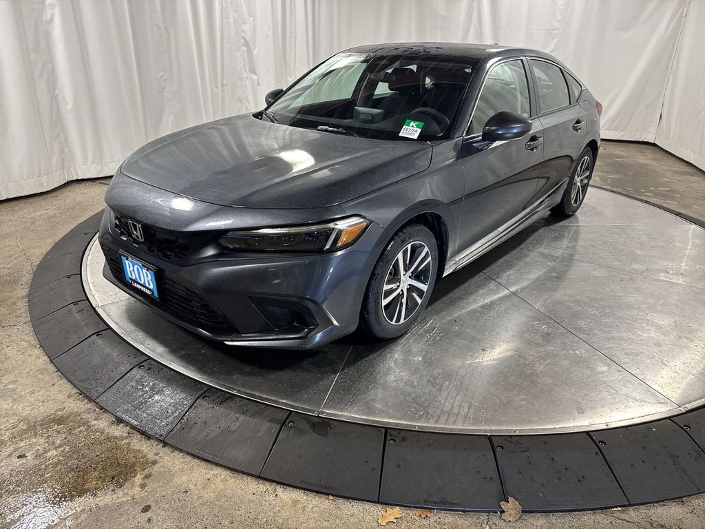 2022 Honda Civic Hatchback LX's photo