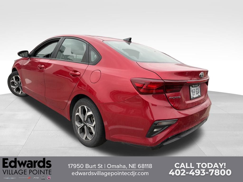 2021 Kia Forte LXS photo 2