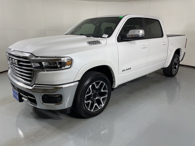 2025 Ram 1500 Laramie photo 3