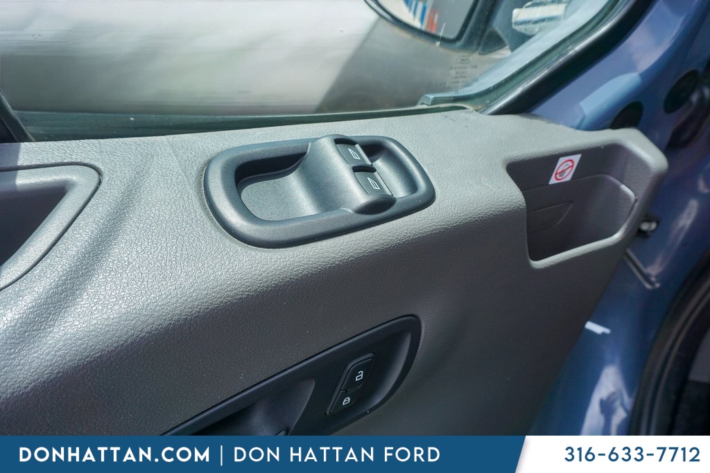2020 Ford Transit photo 14
