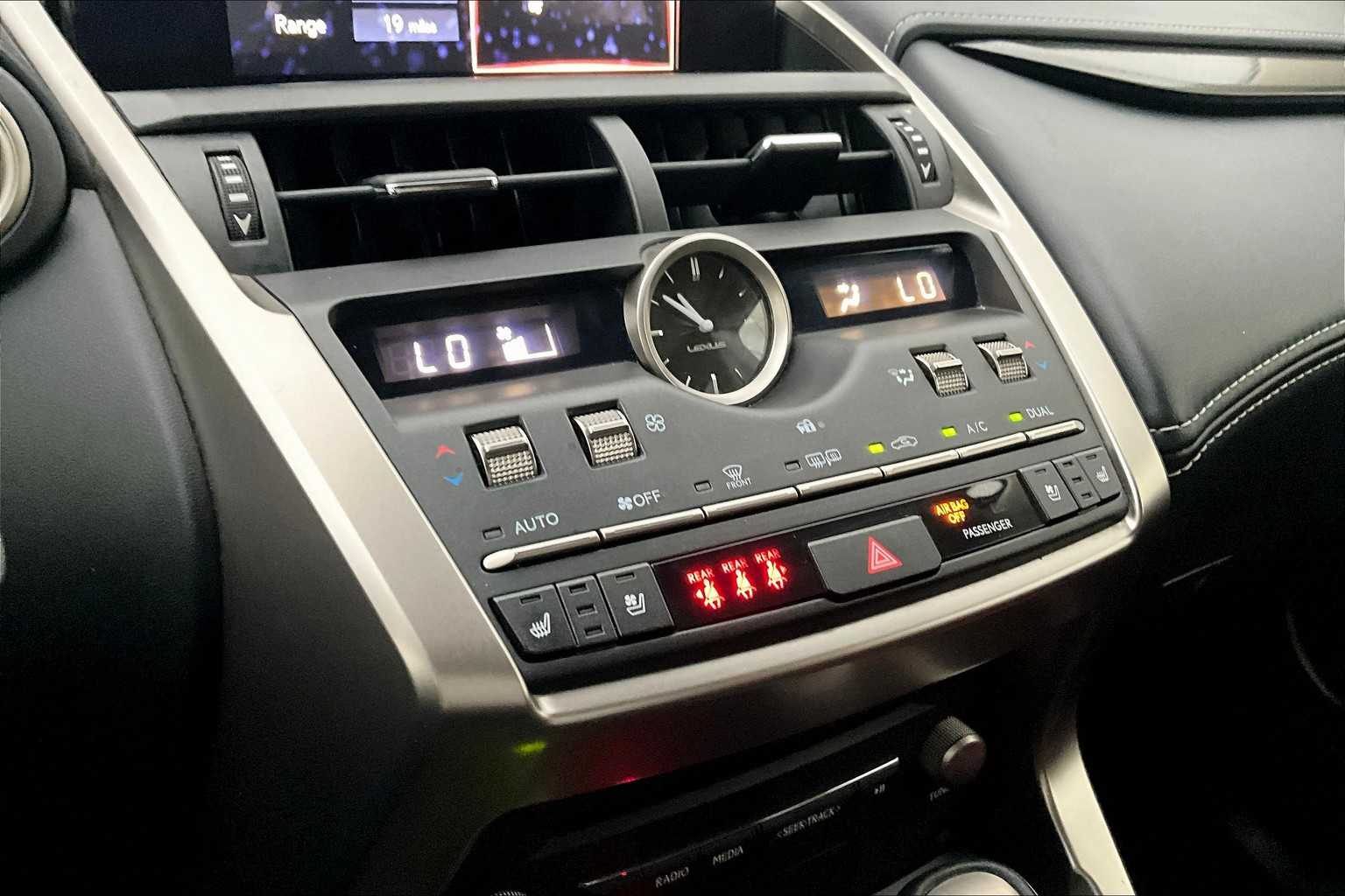 2021 Lexus NX photo 27