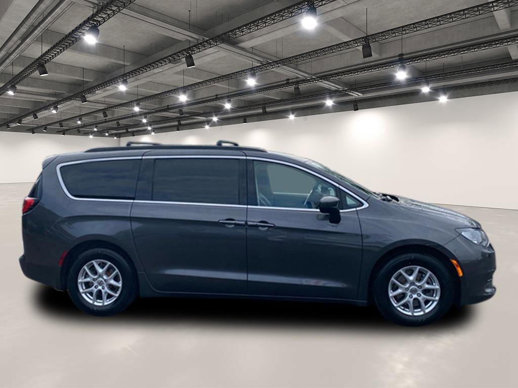 2021 Chrysler Voyager LXi photo 8