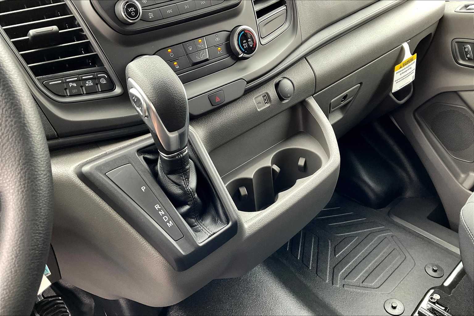 2025 Ford Transit Cargo Van photo 7
