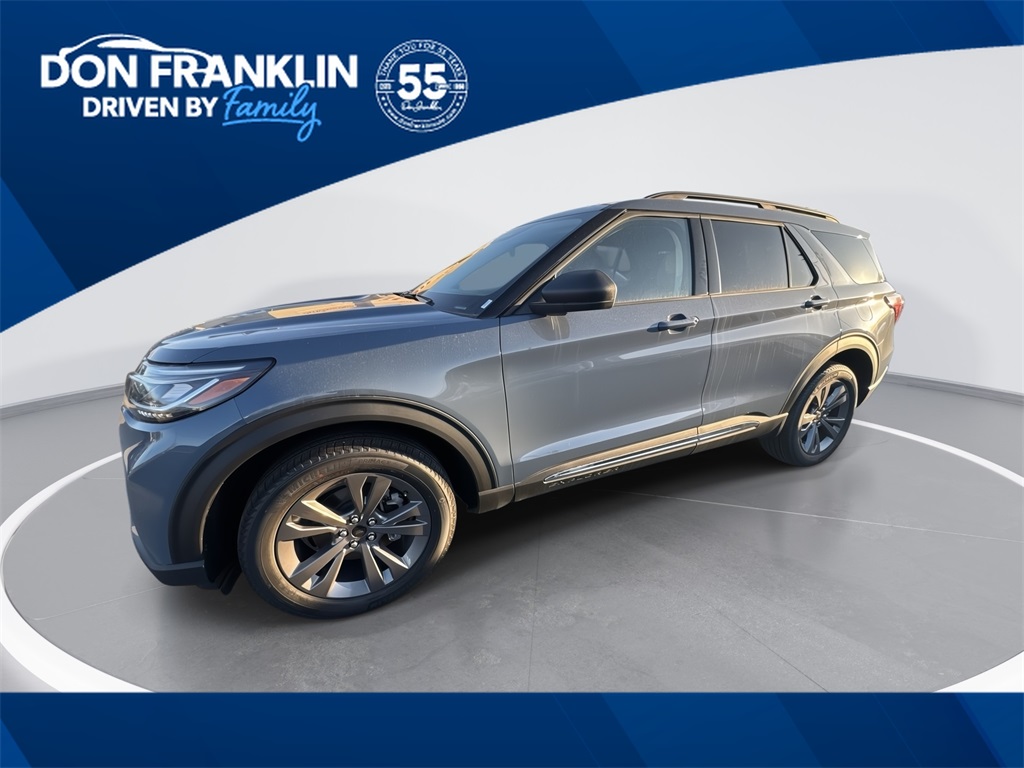 2025 Ford Explorer Active's photo