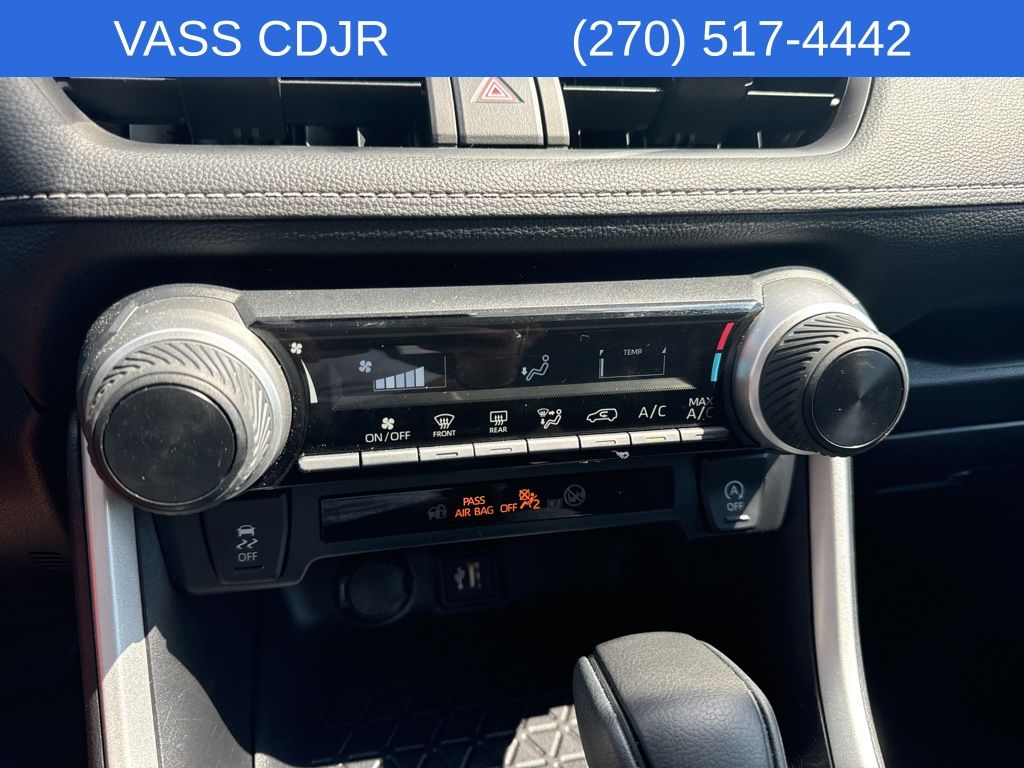2024 Toyota RAV4 LE photo 10
