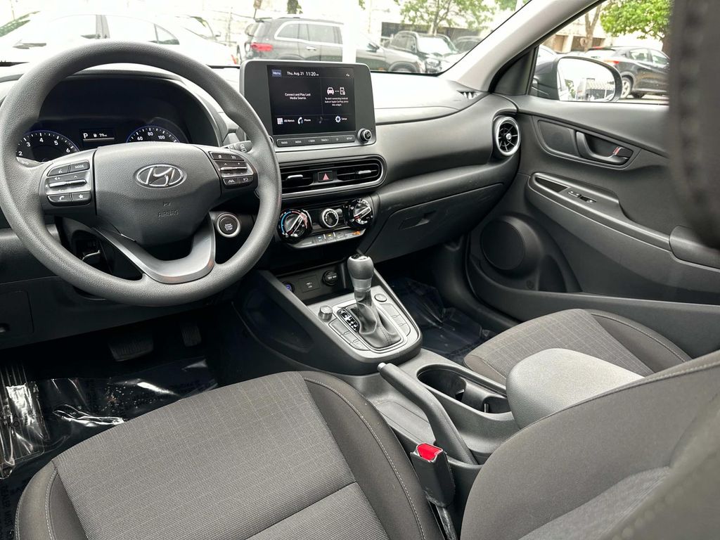 2023 Hyundai Kona SEL photo 30