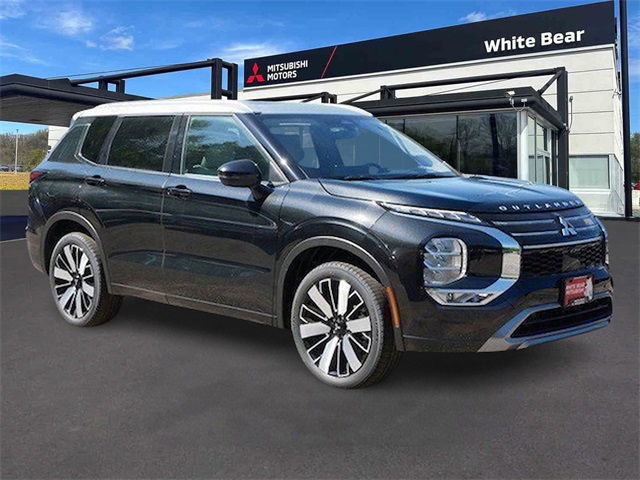 2025 Mitsubishi Outlander SEL Platinum Edition's photo