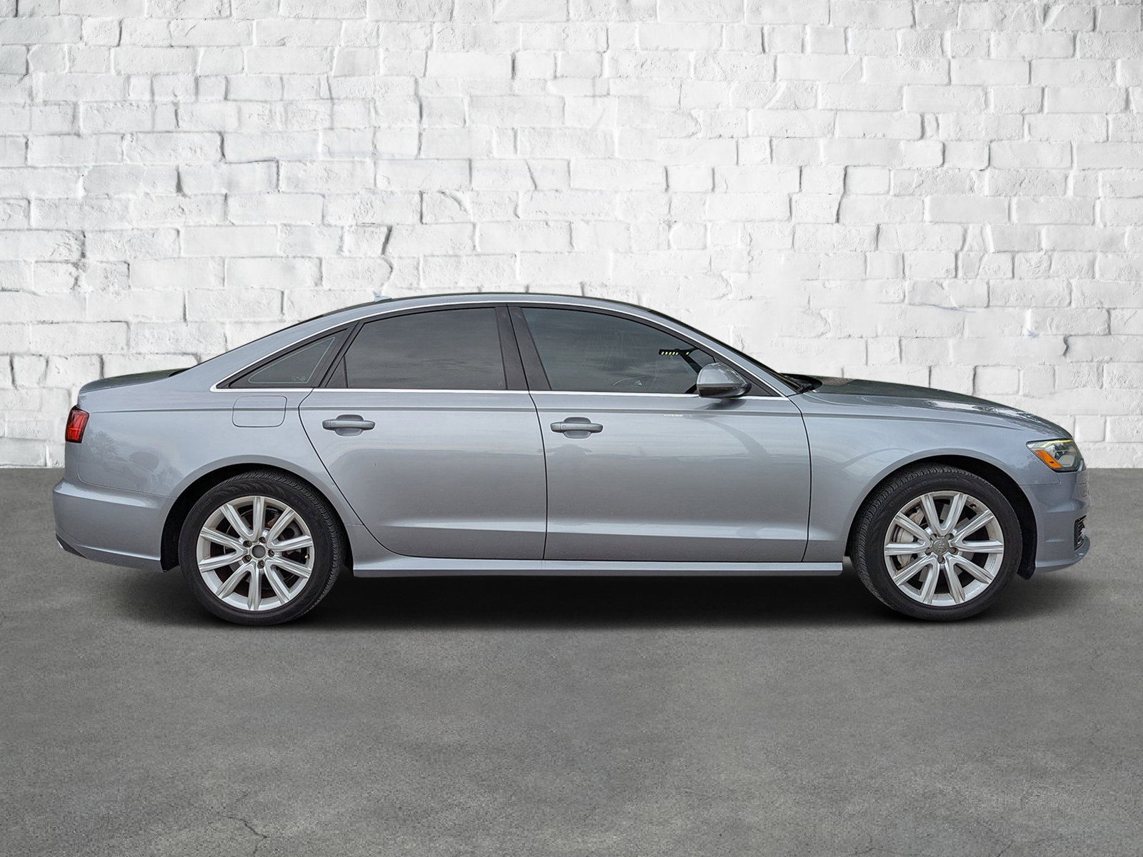 2017 Audi A4 Ultra Premium photo 3