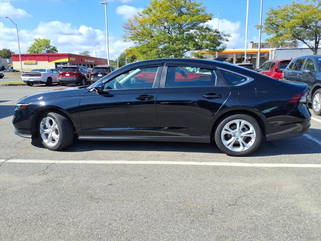 2024 Honda Accord LX photo 8