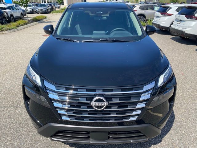 2026 Nissan Rogue SV photo 7