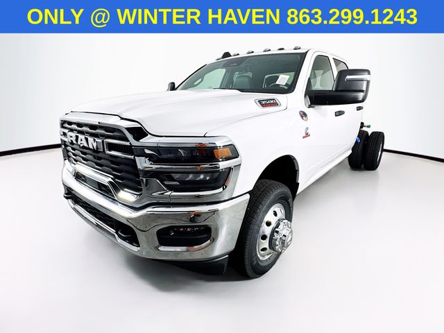 2025 Ram 3500 Tradesman photo 3
